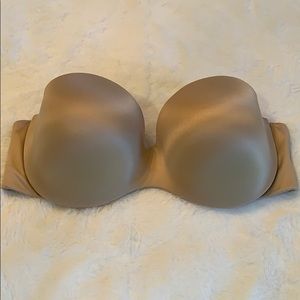 Maidenform tan strapless bra!  Size 36C